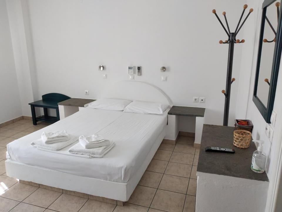 Studios Margarita Platis Gialos  Ngoại thất bức ảnh